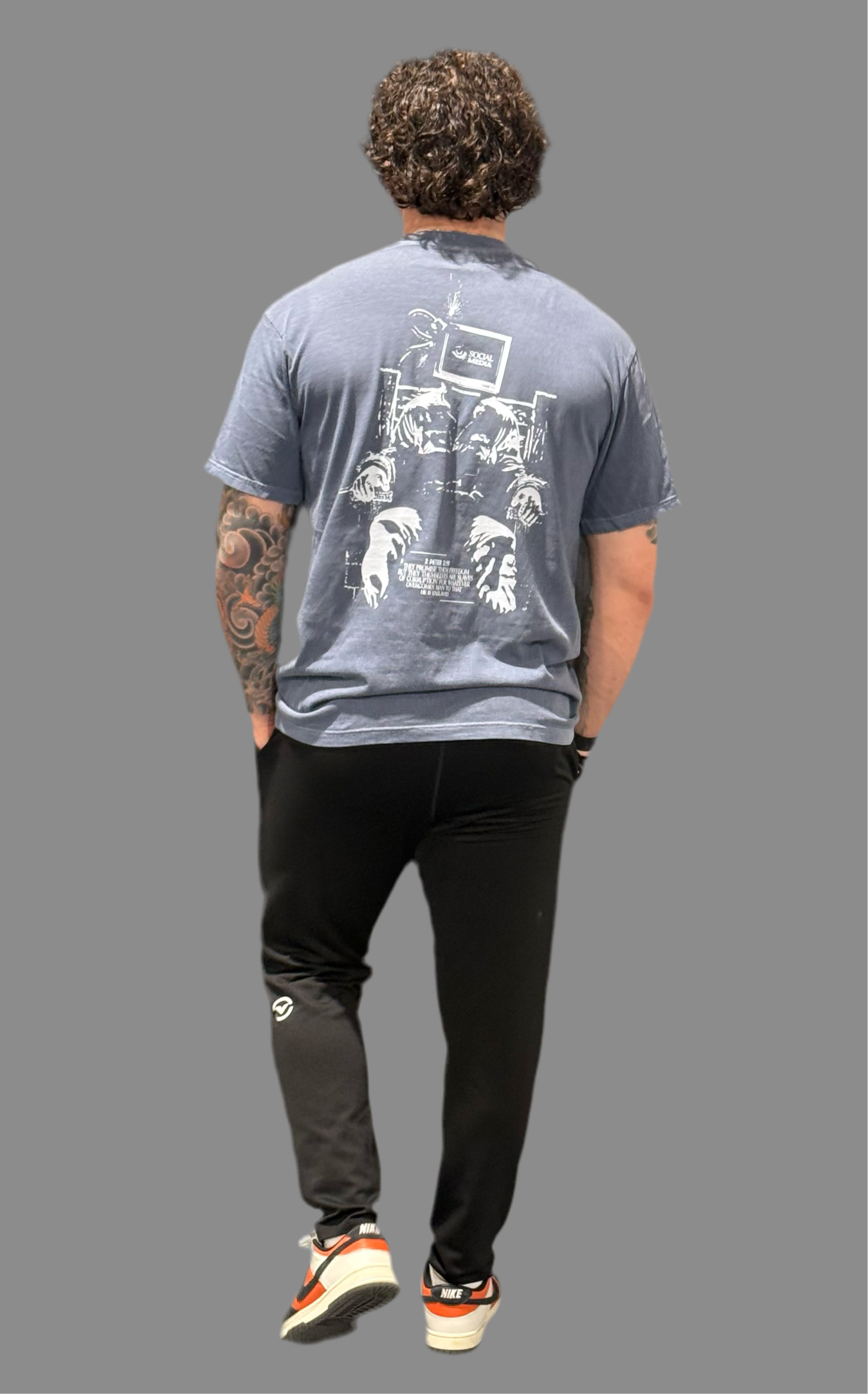 DELETE YOUR INSTAGRAM TEE